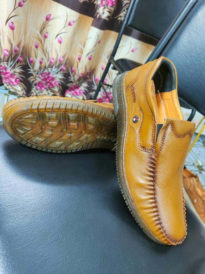 Awesome Stylish Premium Casual Shoes//100% Genuine Leather  Shoes RK Online Shop - Image 1